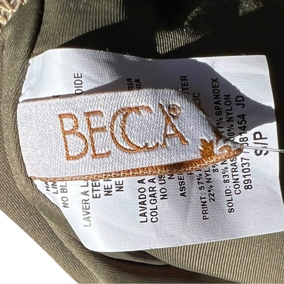 🌻NEW w/tags BECCA Canyon View Londyn One-Piece Swimsuit | Size Small - Picture 10 of 12